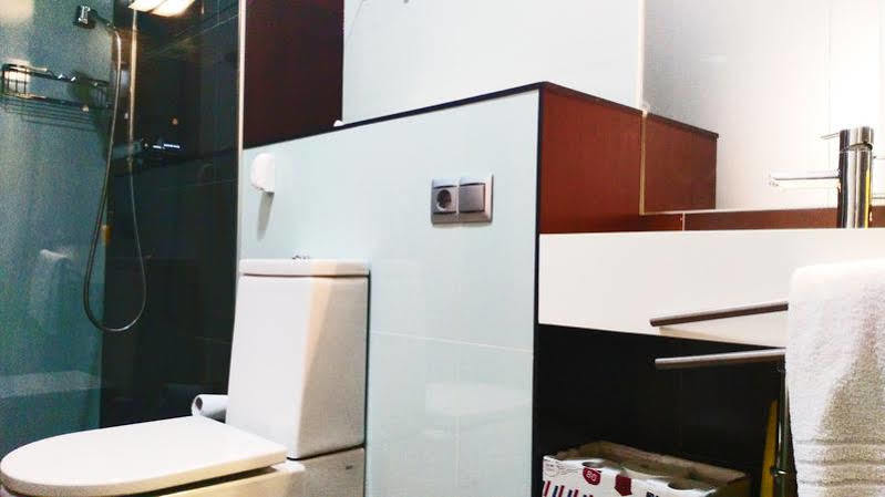 Dream Suites And Apartments Almeria Centro Bagian luar foto