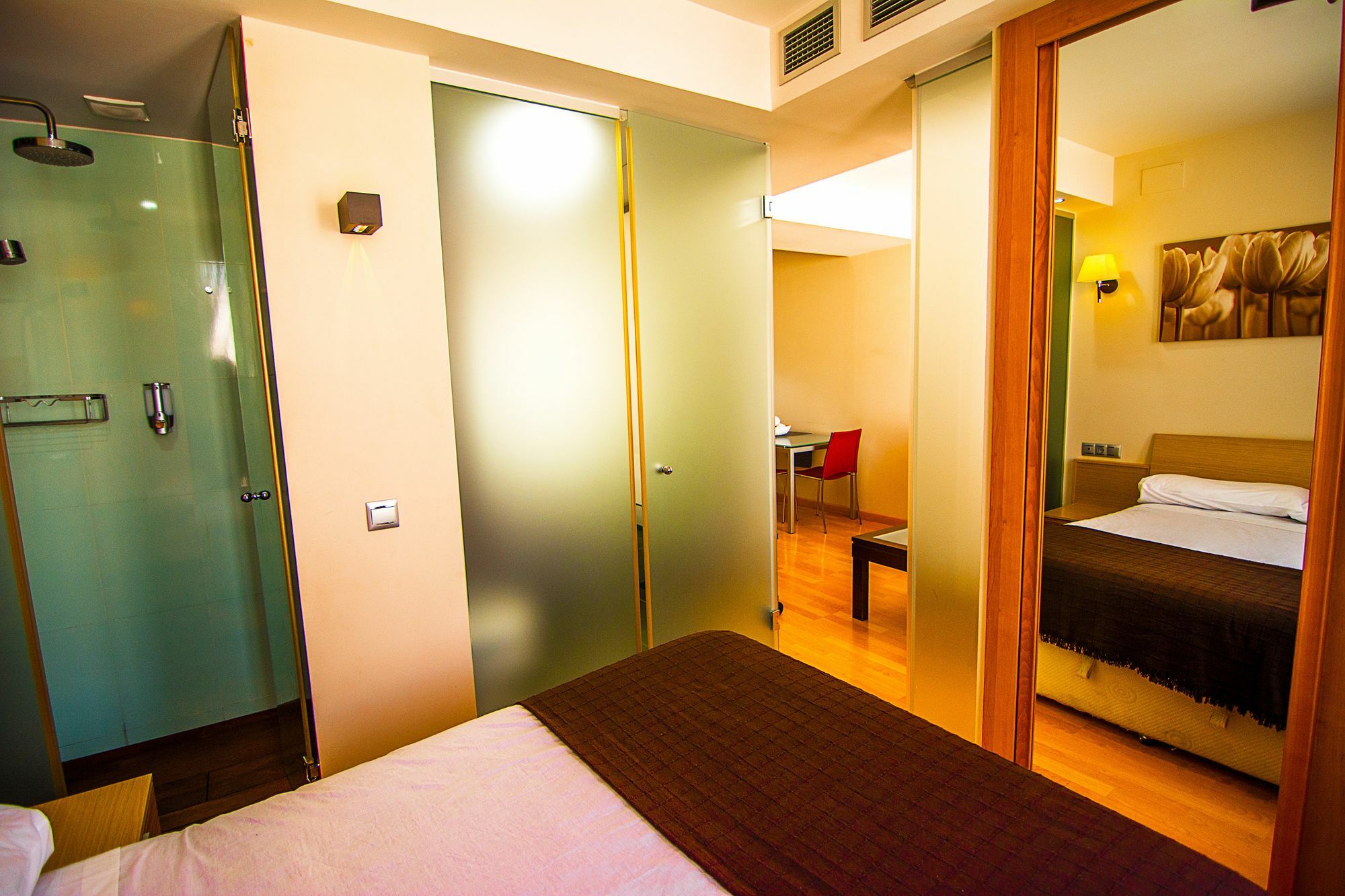 Dream Suites And Apartments Almeria Centro Bagian luar foto
